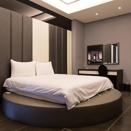 Bookline B&B Hualien Eksteriør bilde