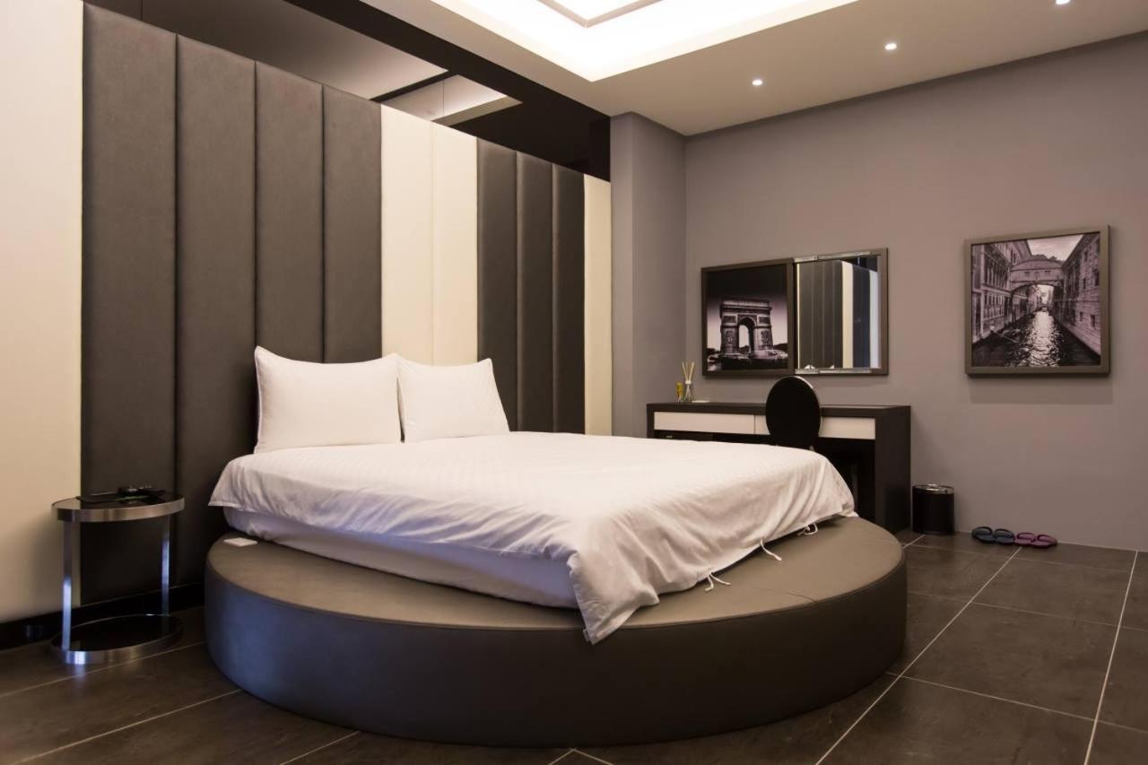 Bookline B&B Hualien Eksteriør bilde